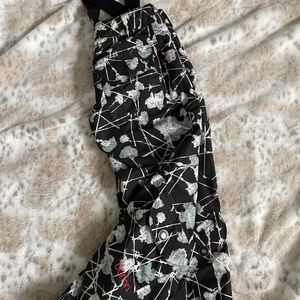 Burton Dryride floral snow pants